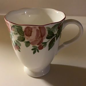 Nikko footed precious mug